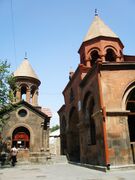 Церковь Сурб Зоравор Аствацацин и часовня Святого Анании